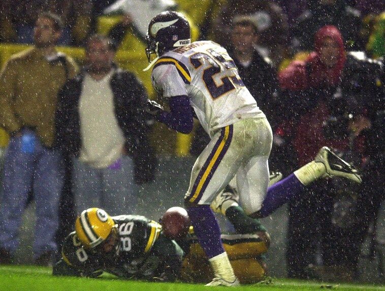 Flashback 2000: He Did What? Antonio Freeman Makes Crazy Overtime TD Leads the Packers Past the Vikings