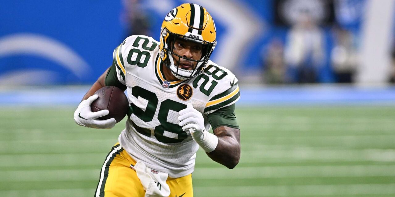 Should the Green Bay Packers Re-Sign A.J. Dillon?